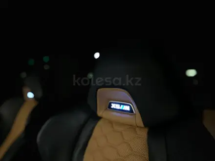 BMW X5 M 2020 года за 48 000 000 тг. в Алматы – фото 11