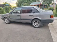 Volkswagen Passat, 1991