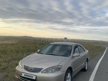 Toyota Camry 2003 года за 4 500 000 тг. в Семей – фото 2