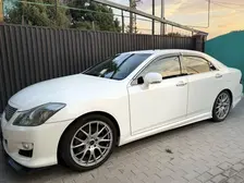 Toyota Crown, 2011