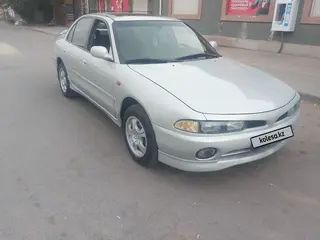 Mitsubishi Galant