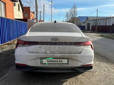 Hyundai Elantra 2021 года за 9 000 000 тг. в Атырау – фото 6