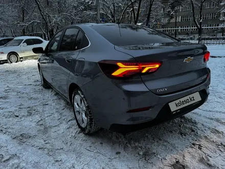 Chevrolet Onix 2023 года за 8 400 000 тг. в Алматы – фото 3