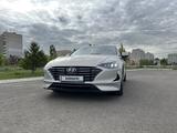 Hyundai Sonata 2021 года за 12 290 000 тг. в Уральск – фото 3