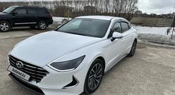 Hyundai Sonata 2021 года за 14 000 000 тг. в Астана – фото 2