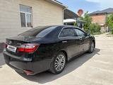 Toyota Camry 2016 года за 11 000 000 тг. в Шымкент – фото 4