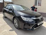 Toyota Camry 2016 года за 11 000 000 тг. в Шымкент – фото 5