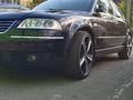 Volkswagen Passat 2002 годаfor5 500 000 тг. в Алматы – фото 16