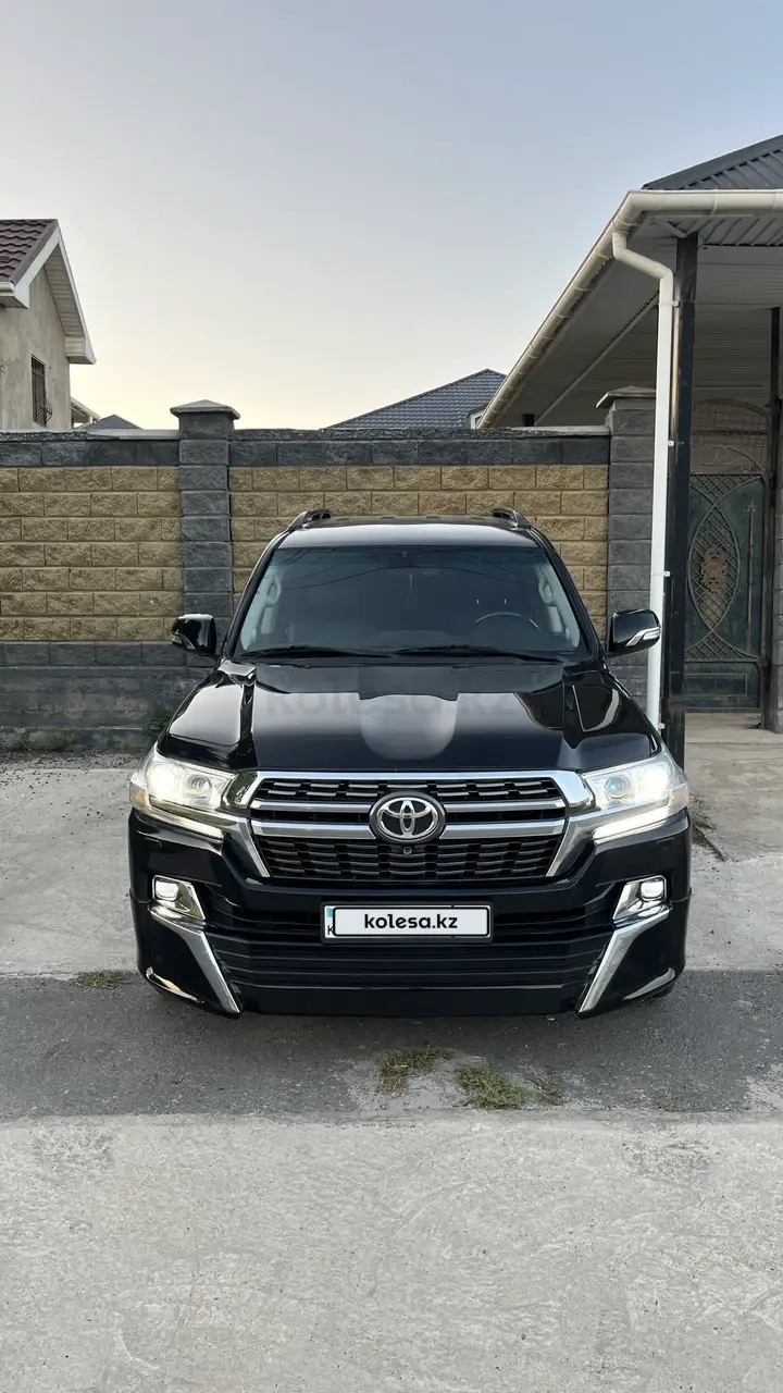 Toyota Land Cruiser, 2012