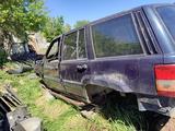 Jeep Grand Cherokee 1995 года за 10 000 тг. в Караганда – фото 2