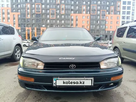 Toyota Camry 1992 года за 890 000 тг. в Астана