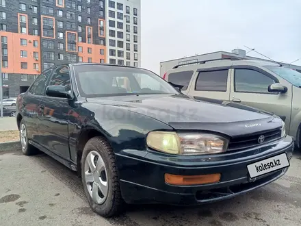 Toyota Camry 1992 года за 890 000 тг. в Астана – фото 3