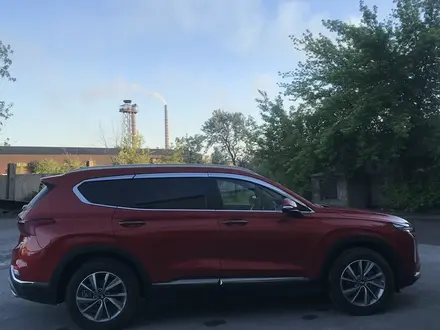 Hyundai Santa Fe 2020 года за 14 800 000 тг. в Караганда – фото 9