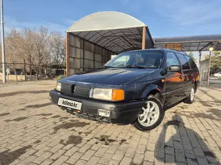 Volkswagen Passat, 1989