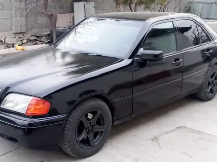 Mercedes-Benz C 200 1995 года за 1 640 000 тг. в Тараз