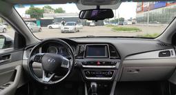 Hyundai Sonata 2017 года за 9 000 000 тг. в Алматы – фото 5