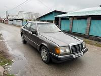 Mercedes-Benz E 230 1990 года за 950 000 тг. в Алматы