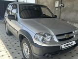 Chevrolet Niva 2013 года за 2 500 000 тг. в Жетысай – фото 2