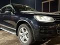 Volkswagen Touareg 2012 года за 11 990 000 тг. в Астана – фото 14