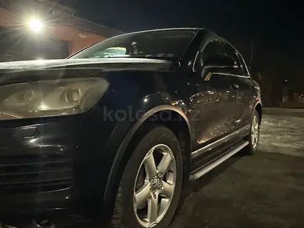 Volkswagen Touareg 2012 года за 11 000 000 тг. в Астана – фото 6