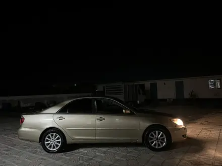 Toyota Camry 2004 года за 3 100 000 тг. в Актау – фото 3