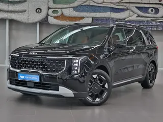 Kia Carnival Limousine