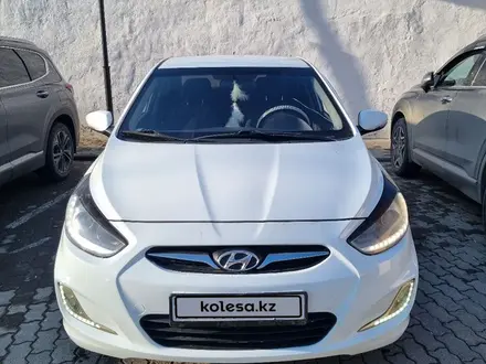 Hyundai Accent 2013 года за 5 900 000 тг. в Усть-Каменогорск