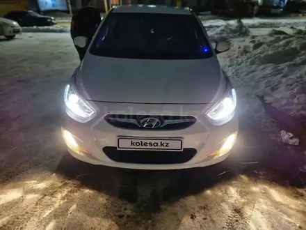 Hyundai Accent 2013 года за 5 900 000 тг. в Усть-Каменогорск – фото 6