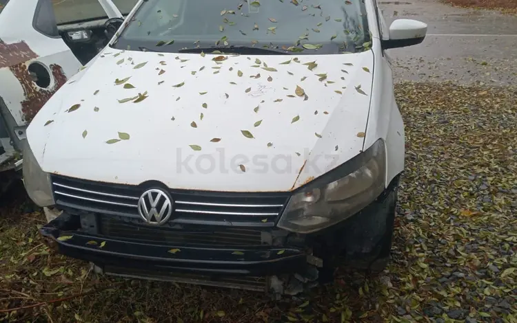 Volkswagen Polo 2013 годаfor2 000 000 тг. в Актобе