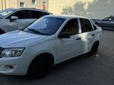 ВАЗ (Lada) Granta 2190 2015 годаүшін1 600 000 тг. в Павлодар – фото 2