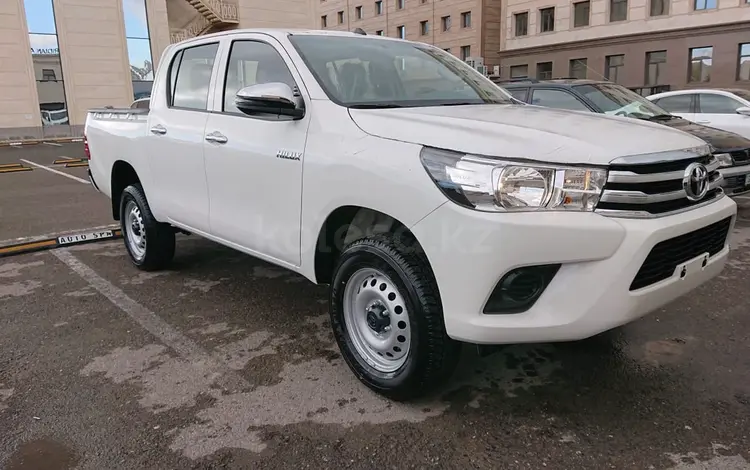 Toyota Hilux 2022 года за 21 000 000 тг. в Актау