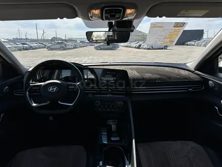 Hyundai Elantra 2024 года за 8 900 000 тг. в Атырау – фото 8