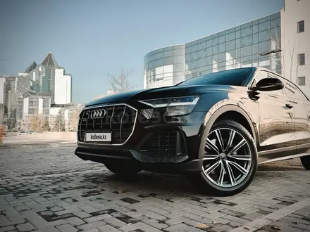 Audi Q8 2022 года за 41 000 000 тг. в Алматы – фото 12