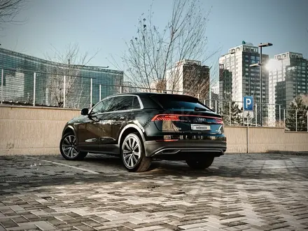 Audi Q8 2022 года за 41 000 000 тг. в Алматы – фото 14