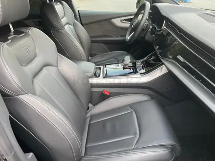 Audi Q8 2022 года за 41 000 000 тг. в Алматы – фото 20