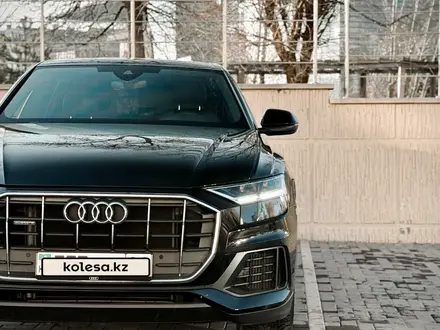 Audi Q8 2022 года за 41 000 000 тг. в Алматы – фото 3