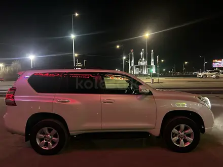 Toyota Land Cruiser Prado 2014 года за 17 800 000 тг. в Актобе – фото 9