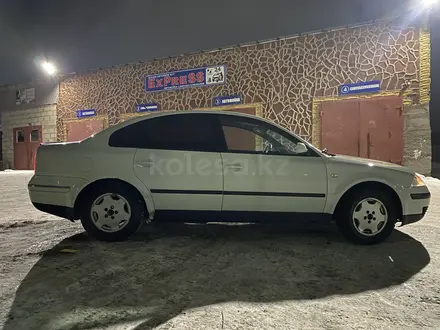 Volkswagen Passat 2002 года за 2 450 000 тг. в Караганда – фото 2