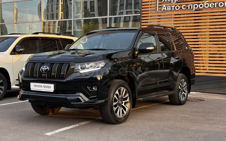 Toyota Land Cruiser Prado Prestige 2022 года за 26 200 000 тг. в Астана