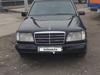 Mercedes-Benz E 220 1995 годаүшін2 500 000 тг. в Алматы