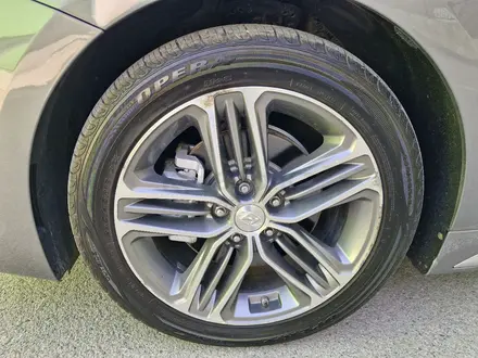Hyundai Grandeur 2017 года за 11 399 000 тг. в Алматы – фото 12
