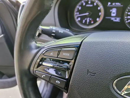 Hyundai Grandeur 2017 года за 11 399 000 тг. в Алматы – фото 38