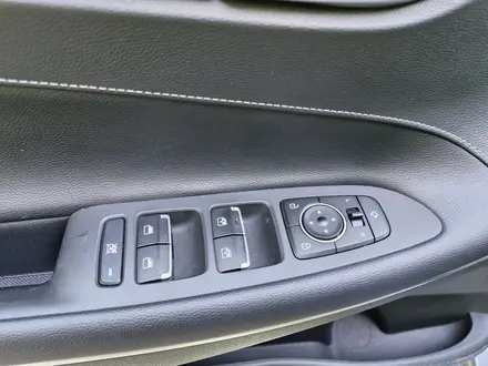 Hyundai Grandeur 2017 года за 11 399 000 тг. в Алматы – фото 52