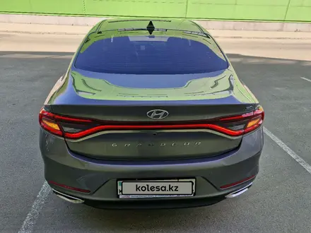 Hyundai Grandeur 2017 года за 11 399 000 тг. в Алматы – фото 8