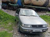 Volkswagen Passat 1994 года за 900 000 тг. в Шымкент