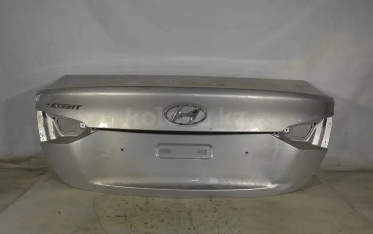 Крышка багажника Hyundai Accent Акцент за 70 000 тг. в Караганда