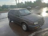 Volkswagen Golf 1993 года за 1 200 000 тг. в Костанай – фото 2