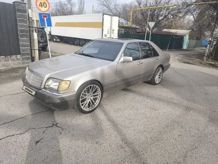 Mercedes-Benz S 320 1995 года за 2 590 000 тг. в Алматы – фото 15