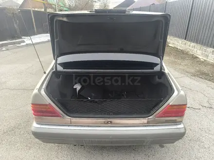 Mercedes-Benz S 320 1995 года за 2 590 000 тг. в Алматы – фото 2