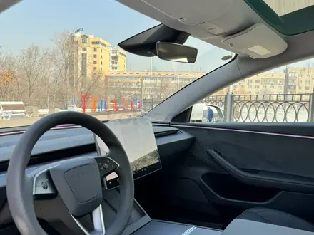 Tesla Model 3 2024 года за 18 000 000 тг. в Алматы – фото 11